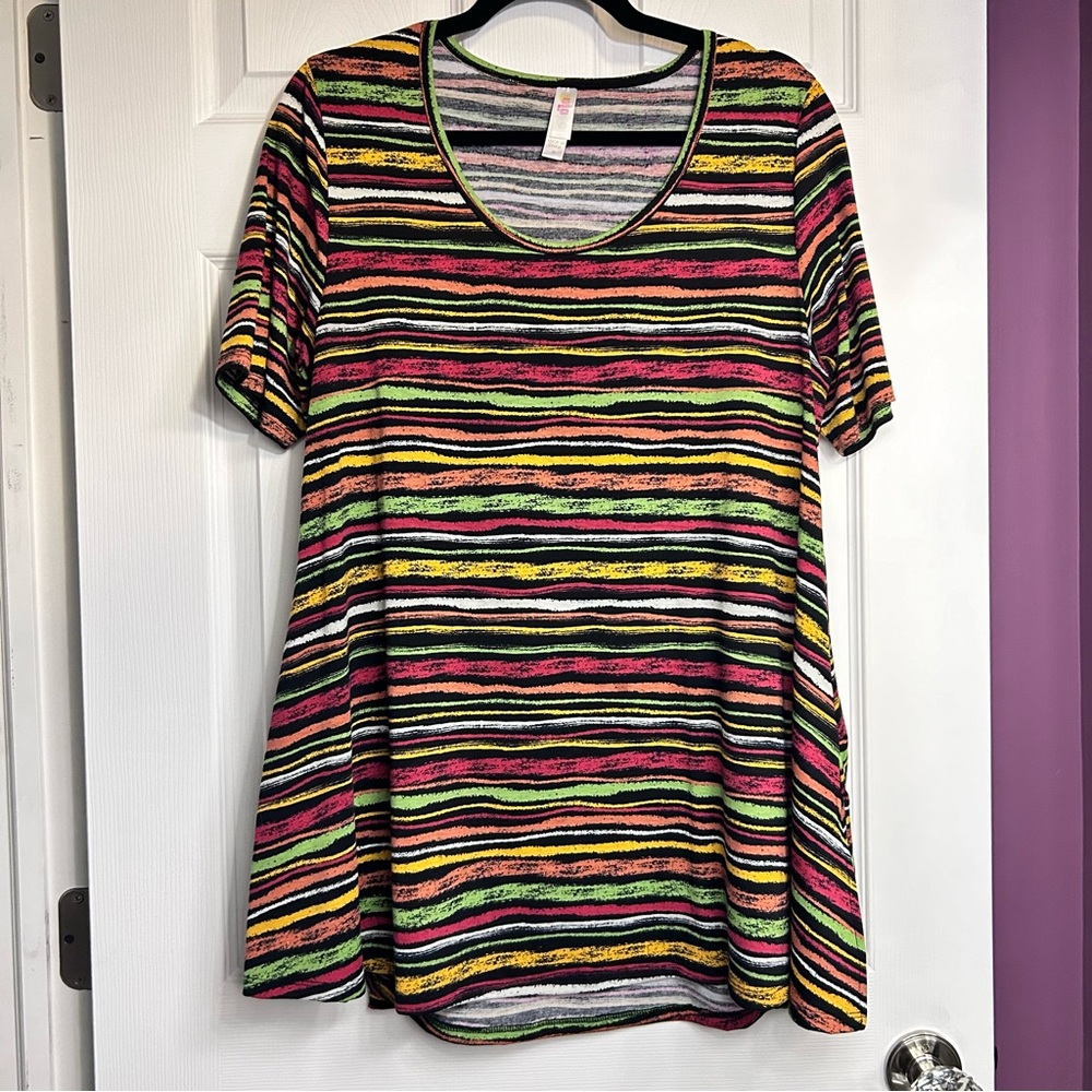 LuLaRoe Perfect Tee Multicolor